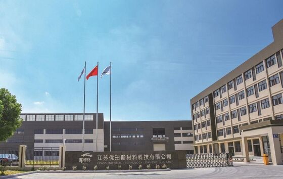 Bộ phim PE phủ silic một mặt cho màng bitumen với độ dày 0,03 - 0,070 mm và thân thiện với môi trường