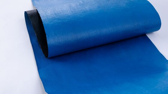 Màng chống thấm tự dính HDPE cán chéo, vật liệu nhựa, đúc thổi, cắt theo yêu cầu
